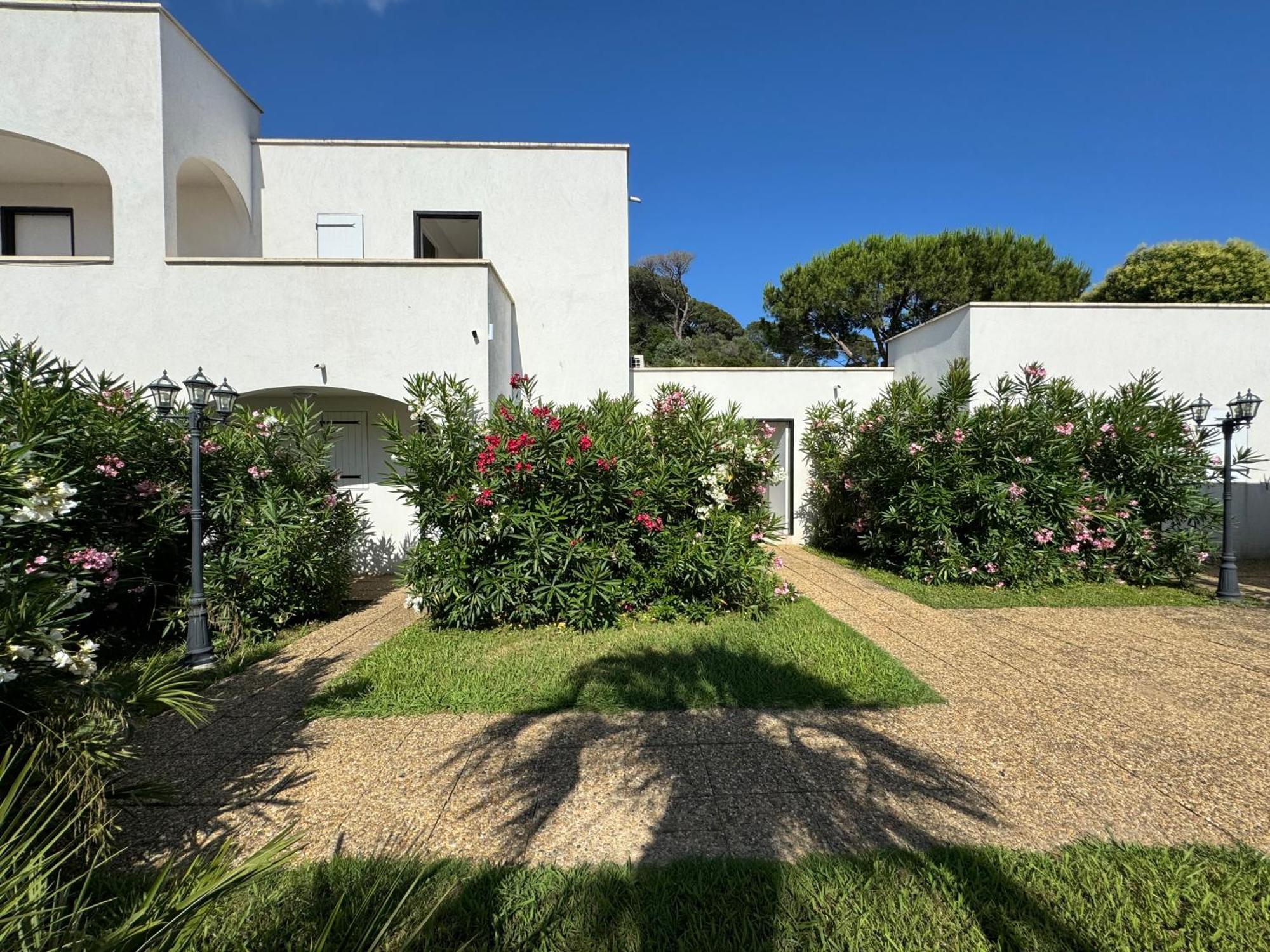 Beach Cannes Bungalows Le Cannet Ngoại thất bức ảnh